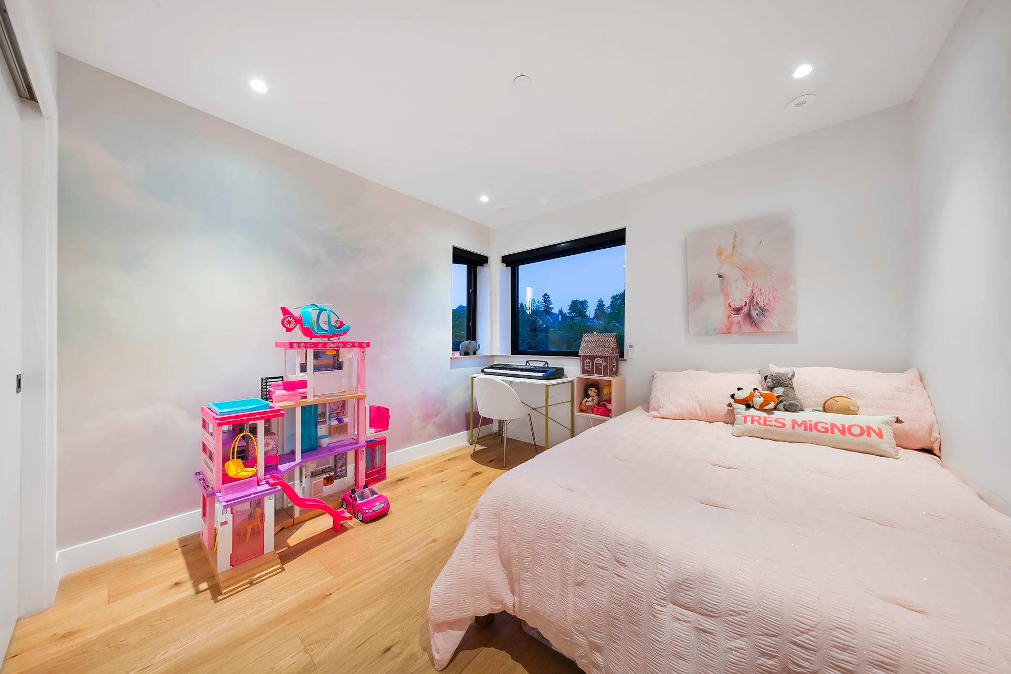 North Vancouver Grand Blvd Custom Home &mdash; photo 23