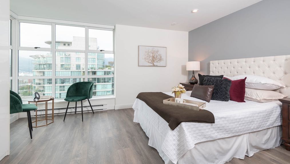 Quebec Street Apartment &mdash; photo 6